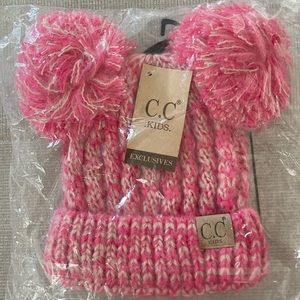 NWT CC Little Girls Pom Pom Beanie